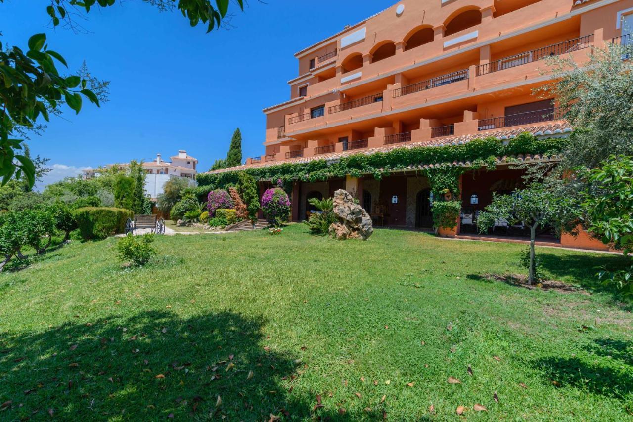 Hotel Rural Sierra Tejeda Alcaucín Exterior foto